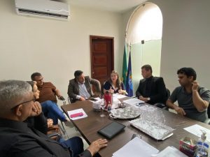 Membros do Gabinete de Gestão Integrada da Prefeitura de Belém discutem formação de convênio para atuar no combate à poluição sonora na capital.