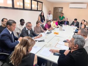 Reunião entre PGM e MPPA para discutir nova legislação para contratação da população migrante para a rede municipal de ensino em Belém.